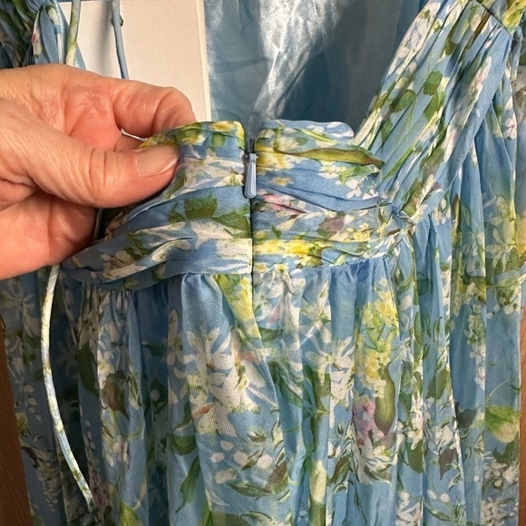 Mac Duggal Ruffle Tiered Floral Cut-Out Chiffon Gown, Size 12 (v) - Picture 8 of 16